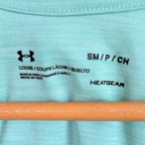 Under Armour Tank top womens size S - Picture 3 of 3